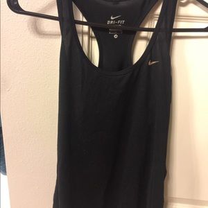 Nike dry fit tank size medium.